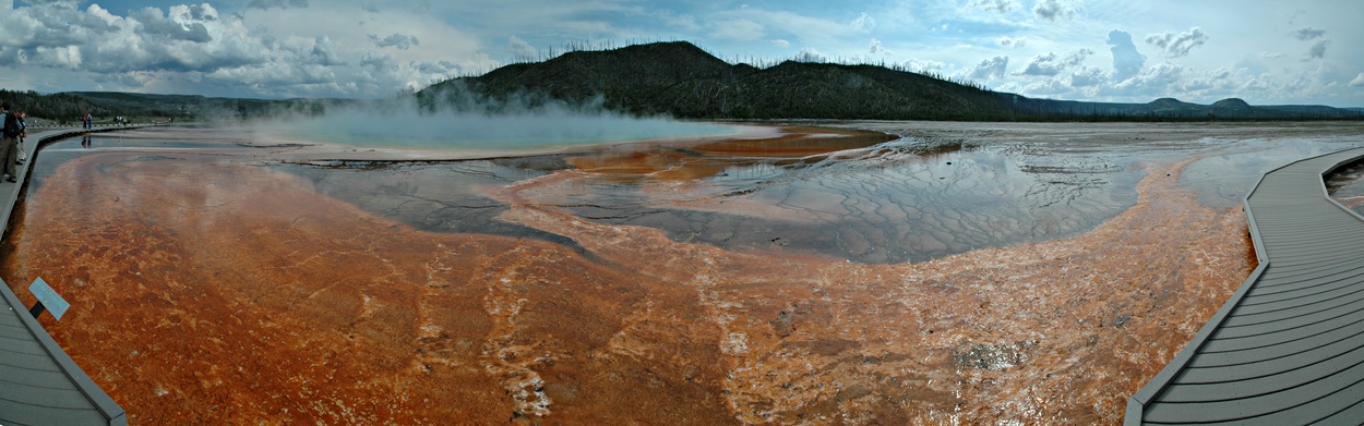 Yellowstone-GrandPrismaticSpring.jpg